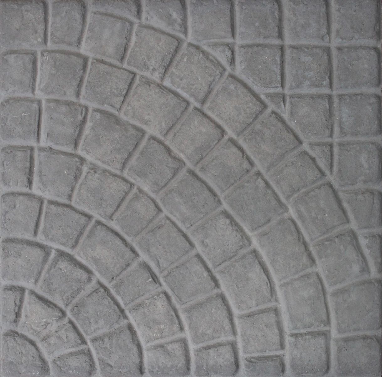 Calcáreo Gris Adoquín Curvo Chico Desfazado
